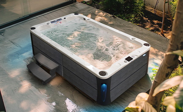 Deck Series Long Beach hot tubs for sale